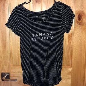 stripped black Banana Republic t-shirt
